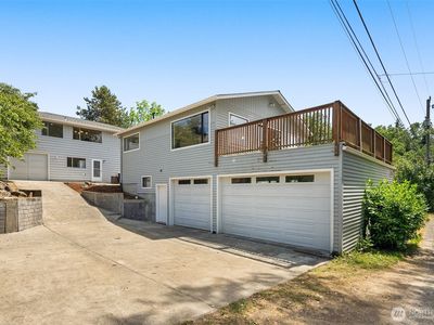 8845 22nd Avenue SW, Seattle, WA, 98106