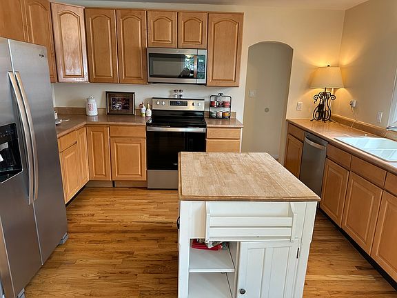 Very large kitchen with island and all new appliances