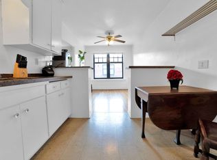 610 Summit Ave #3B, Saint Paul, MN 55102