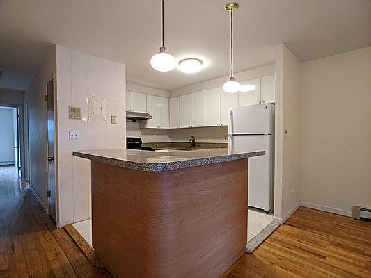 5th image of 11215 75th Ave #3