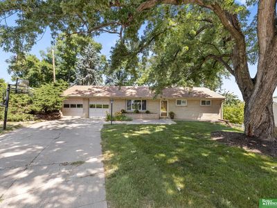 10472 Wright Cir, Omaha, NE, 68124