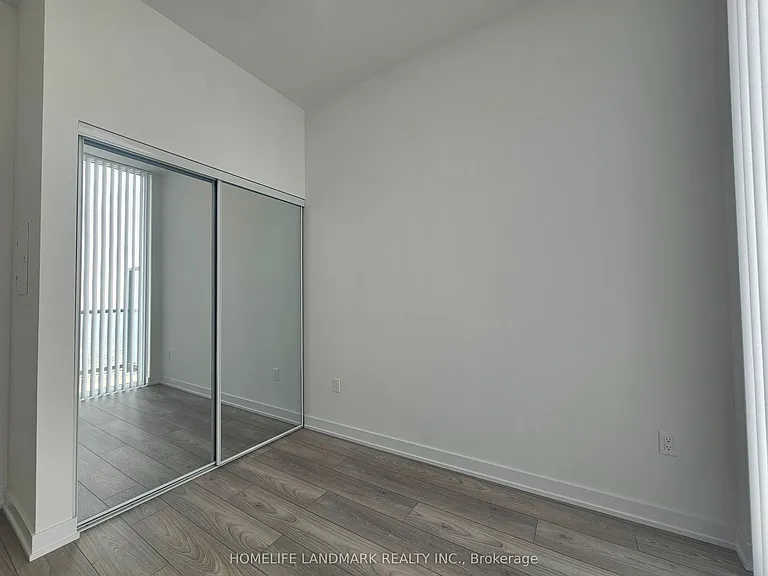5858 Yonge St #Penthouse 11 — Photo 8