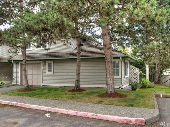 620 122nd Ave NE #4, Bellevue, WA 98005