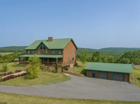 537 Garrett Ln, Terra Alta, WV 26764