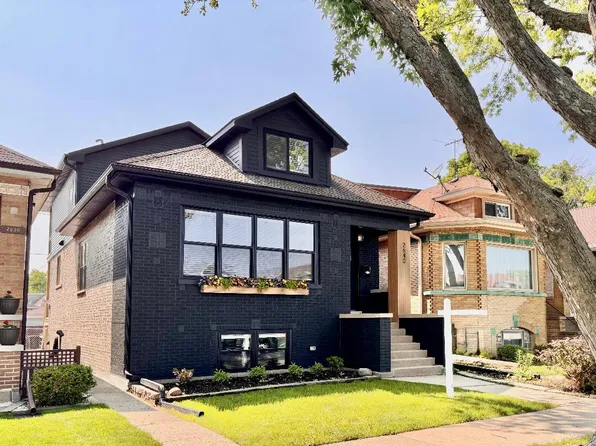 2640 N 76th Ct, Elmwood Park, IL 60707