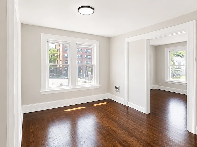 800 George St #2 — Photo 5