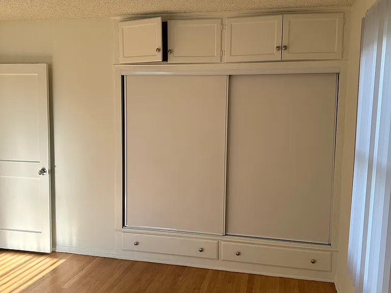 231 W Olive St #13 — Photo 12