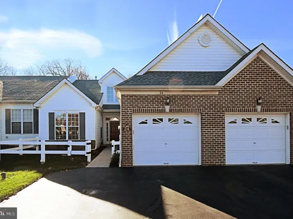 24 Newbury Way, Lansdale, PA 19446