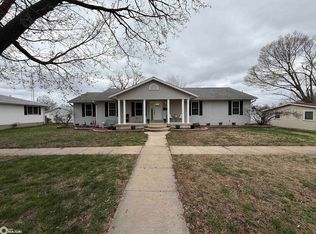 338 Gratton St, Burlington, IA 52601