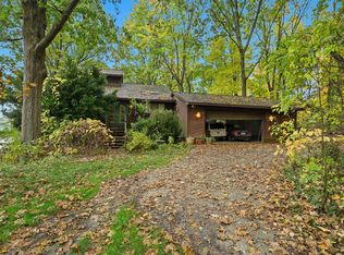 8890 Tipsico Lake Rd, Holly, MI 48442