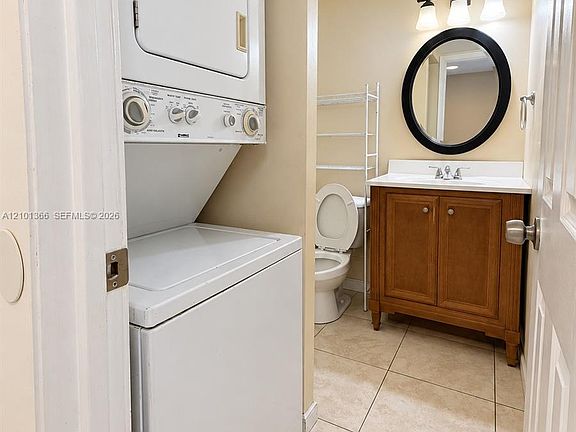5th image of 230 NW 107th Ave APT 210