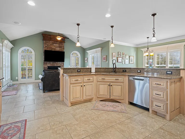 223 Hidden Harbour Dr — Photo 16