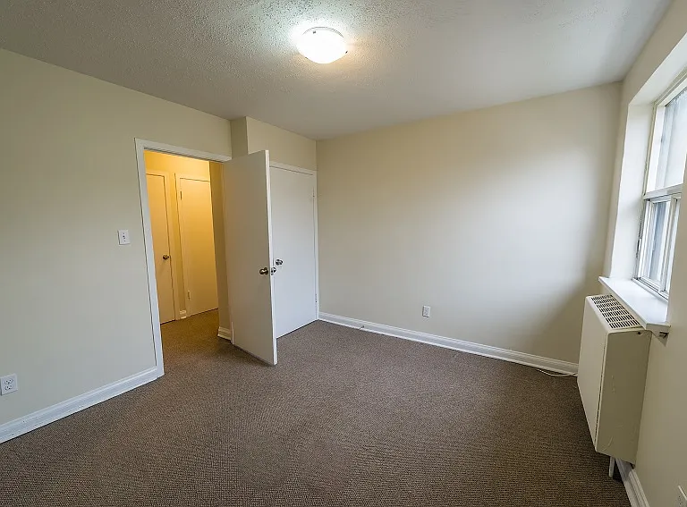 107 Grand Ave — Photo 26