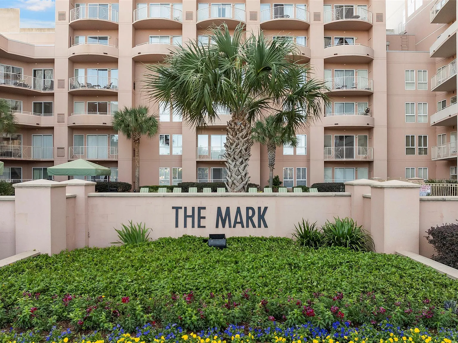 2 bed, 2.0 bath, 1357 sqft, $2,499 — Photo 1