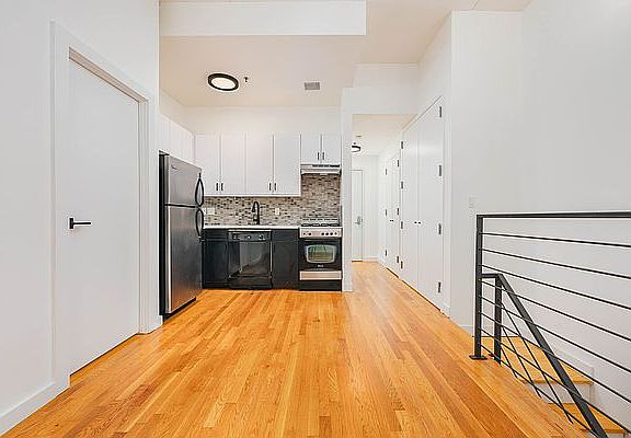 2nd image of 342 Eldert St APT 107