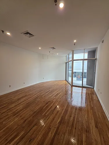 1301 Lombard St #203 Photo 1