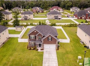 612 Red Oak Ln, Hinesville, GA 31313