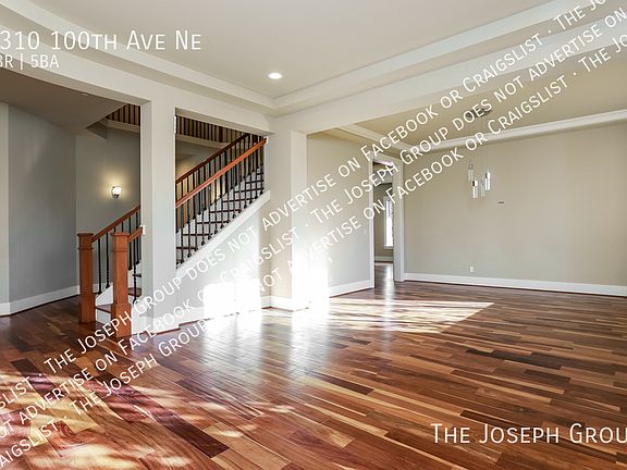 3rd image of 2310 100th Ave NE