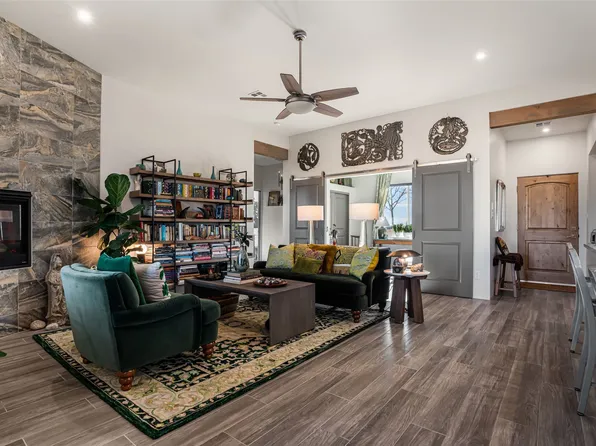 34 Willow Back Rd, Santa Fe, NM 87508