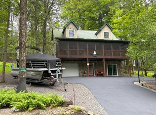 1013 Tomahawk Rd, Lake Ariel, PA 18436