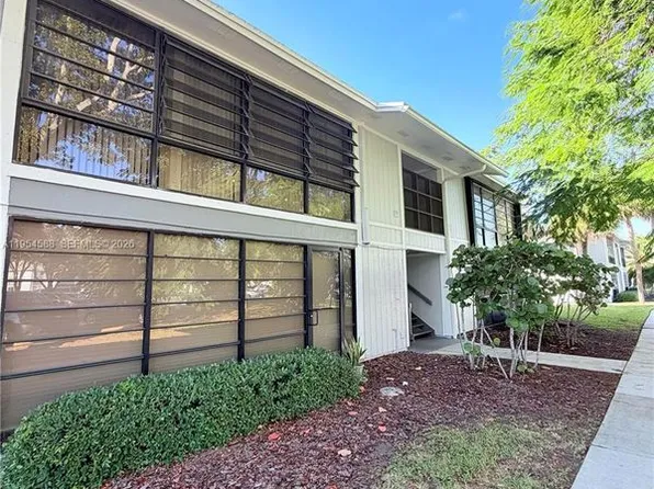 9729 Hammocks Blvd APT 203E, Miami, FL 33196