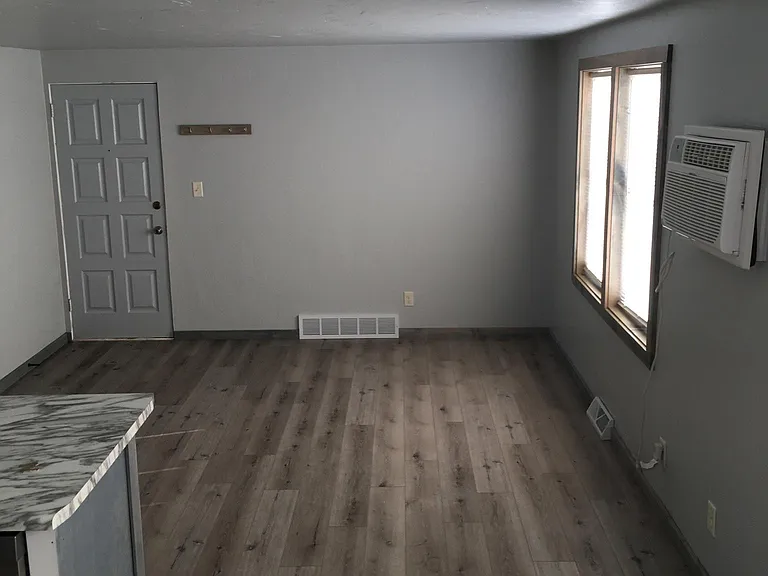 1433 Witzel Ave #2 — Photo 14