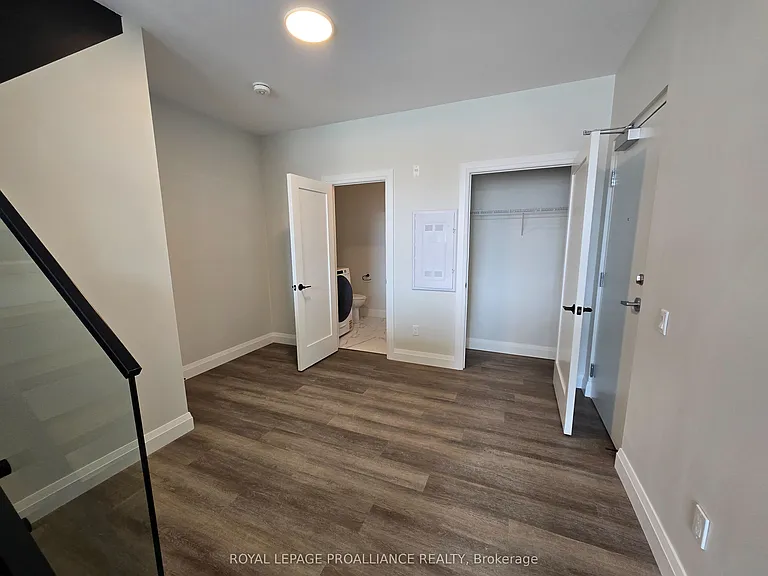 241 Front St #203 — Photo 6