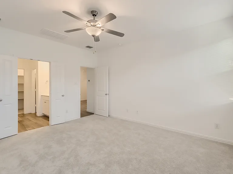 1205 Gladespring Ln — Photo 15