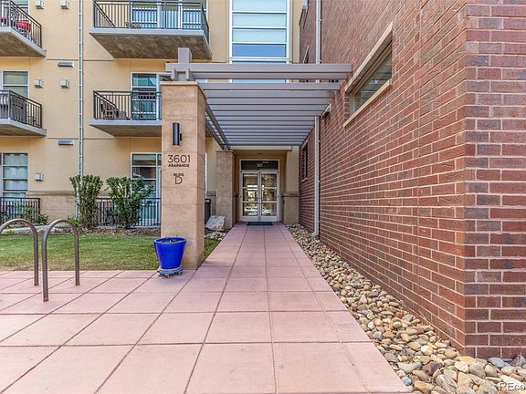 2nd image of 3601 Arapahoe Avenue Bldg D #412
