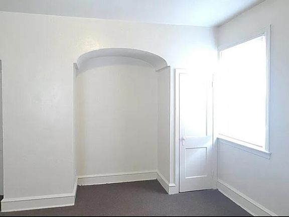 4th image of 729 E Chelten Ave #2B
