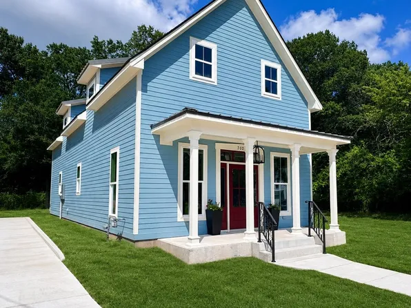 702 N Soda, Jefferson, TX 75657