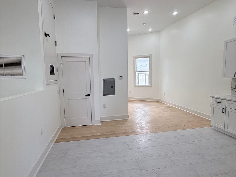 1st image of 741 Grand St #3
