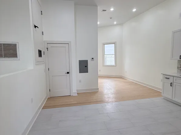 741 Grand St, Jersey City, NJ