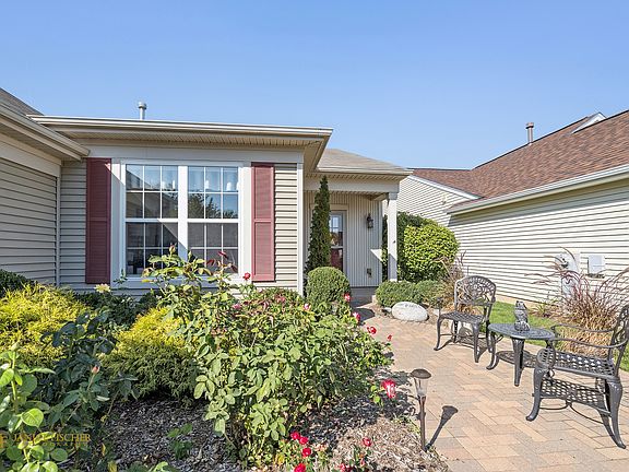 2nd image of 13502 Wildwood Ln