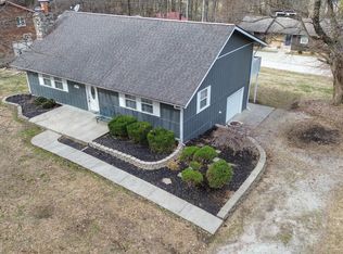 528 W Poplar Ave, Princeton, IN 47670