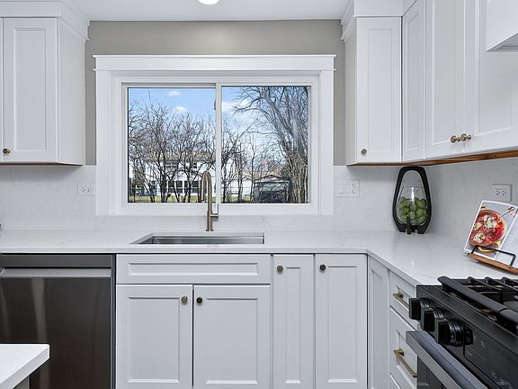 4th image of 4003 Cumnor Rd