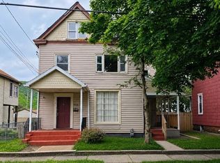 1610 6th Ave, Beaver Falls, PA 15010