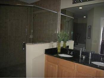 2nd image of 3726 Avalon Park East Blvd