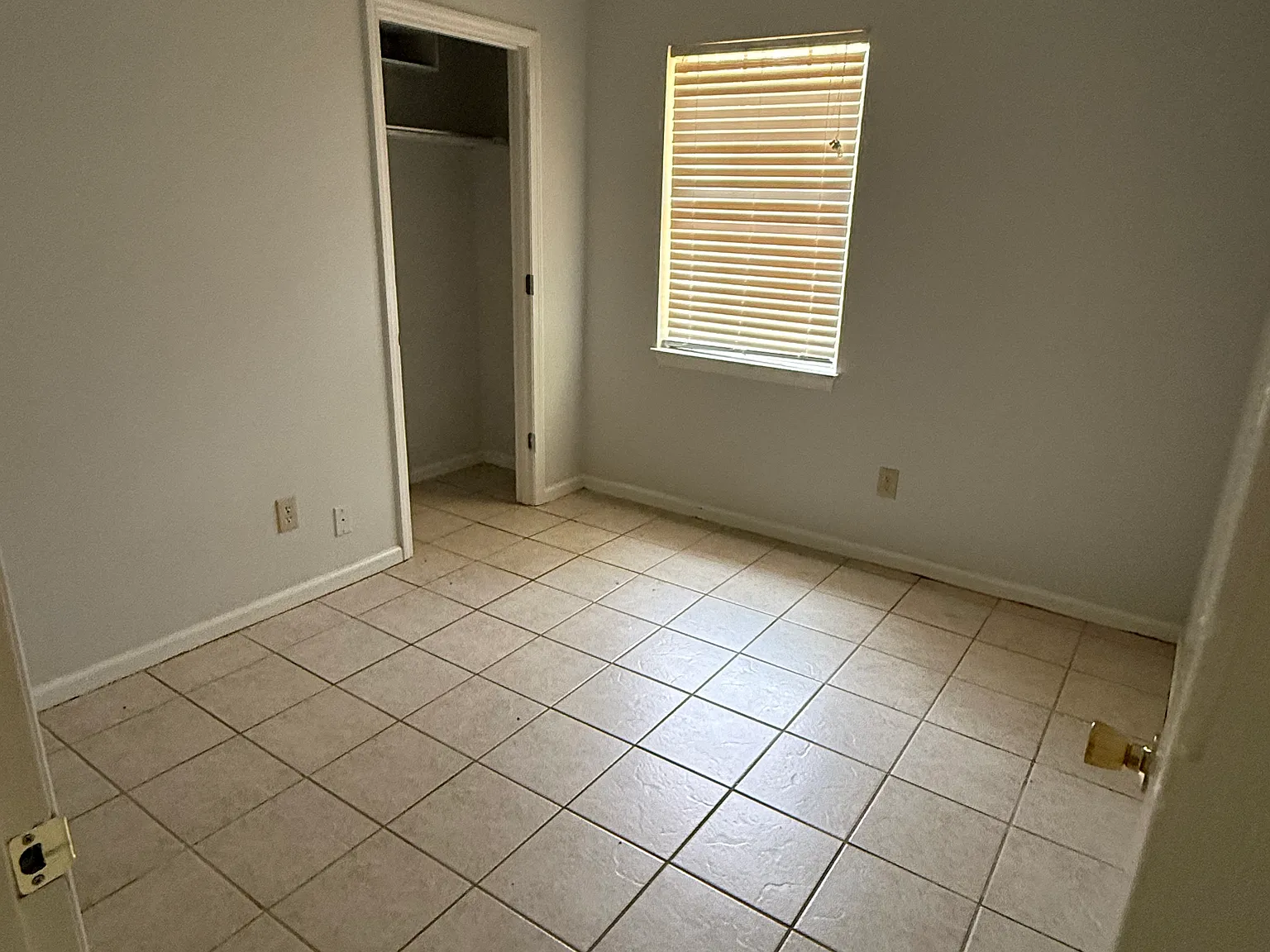 3 bed, 1218 sqft, $1,750 — Photo 2