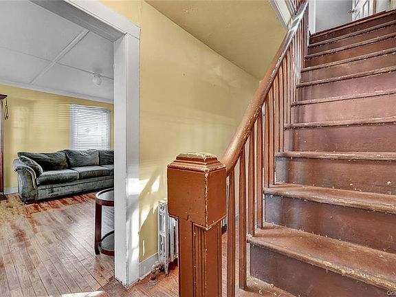 5th image of 9 Muller Ave