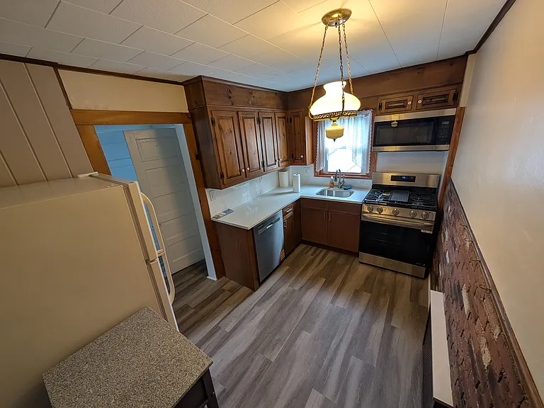 14 Elmer St — Photo 3