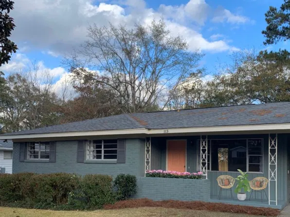113 Southern Hills Dr, Hattiesburg, MS 39401