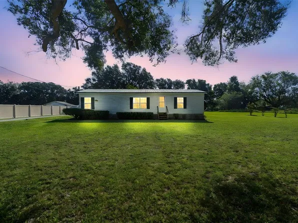 4608 Wyley Ave, Plant City, FL 33567