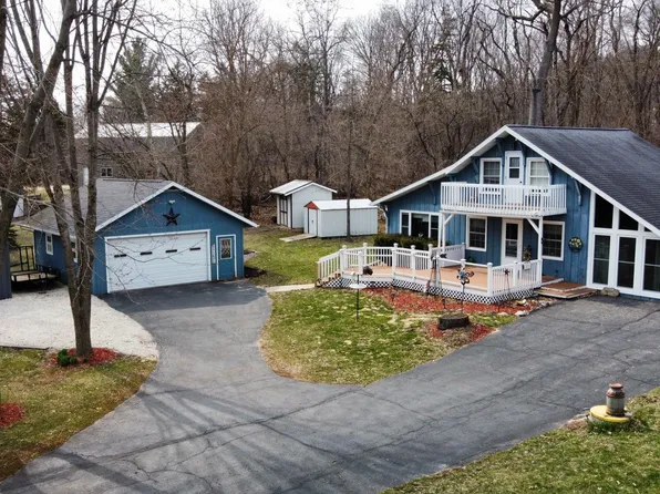 E12516 County Road T, Baraboo, WI 53913