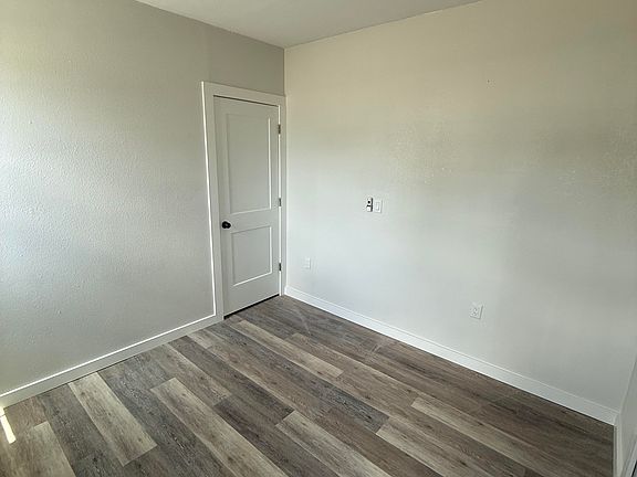 2nd image of 1302 Clearlake Rd APT A