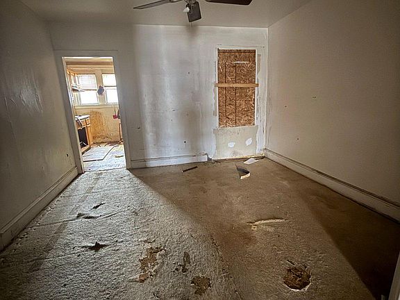 2nd image of 1133 Bridge St