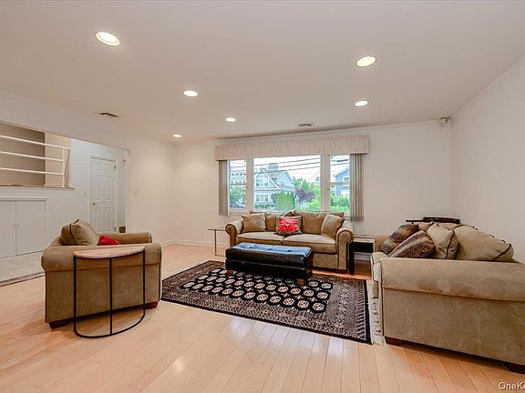 5th image of 3399 Harold Street