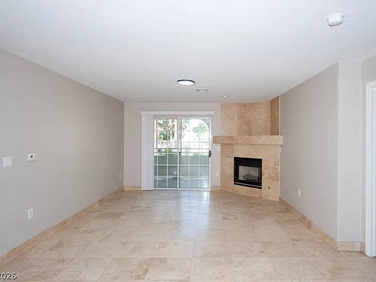 8452 Boseck Dr #187 — Photo 6