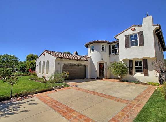 2nd image of 3549 Glen Abbey Ln