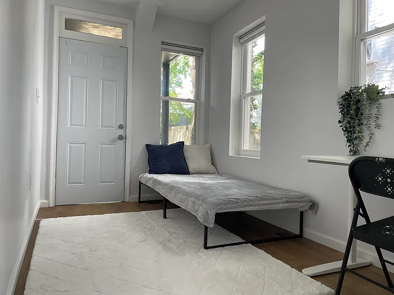 1428 A St SE #2 — Photo 28